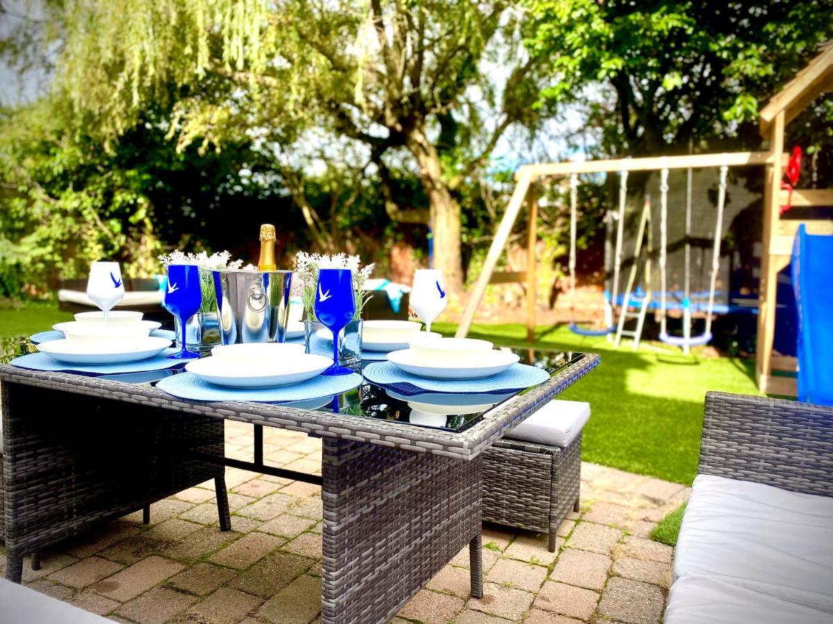 Beautiful Hot Tub Suite In Lytham St Annes Exterior photo